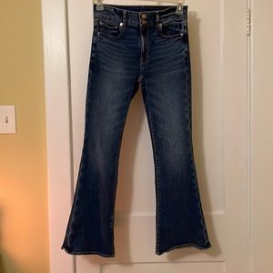 American Eagle Size 6 Short Flare Jeans